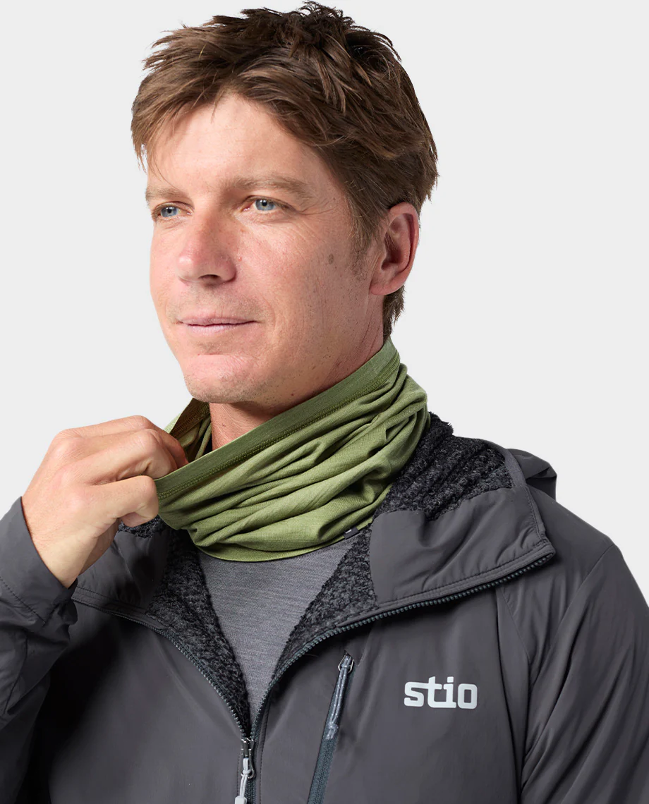 Basis PeakWool Lightweight Neck Gaiter - Image 3