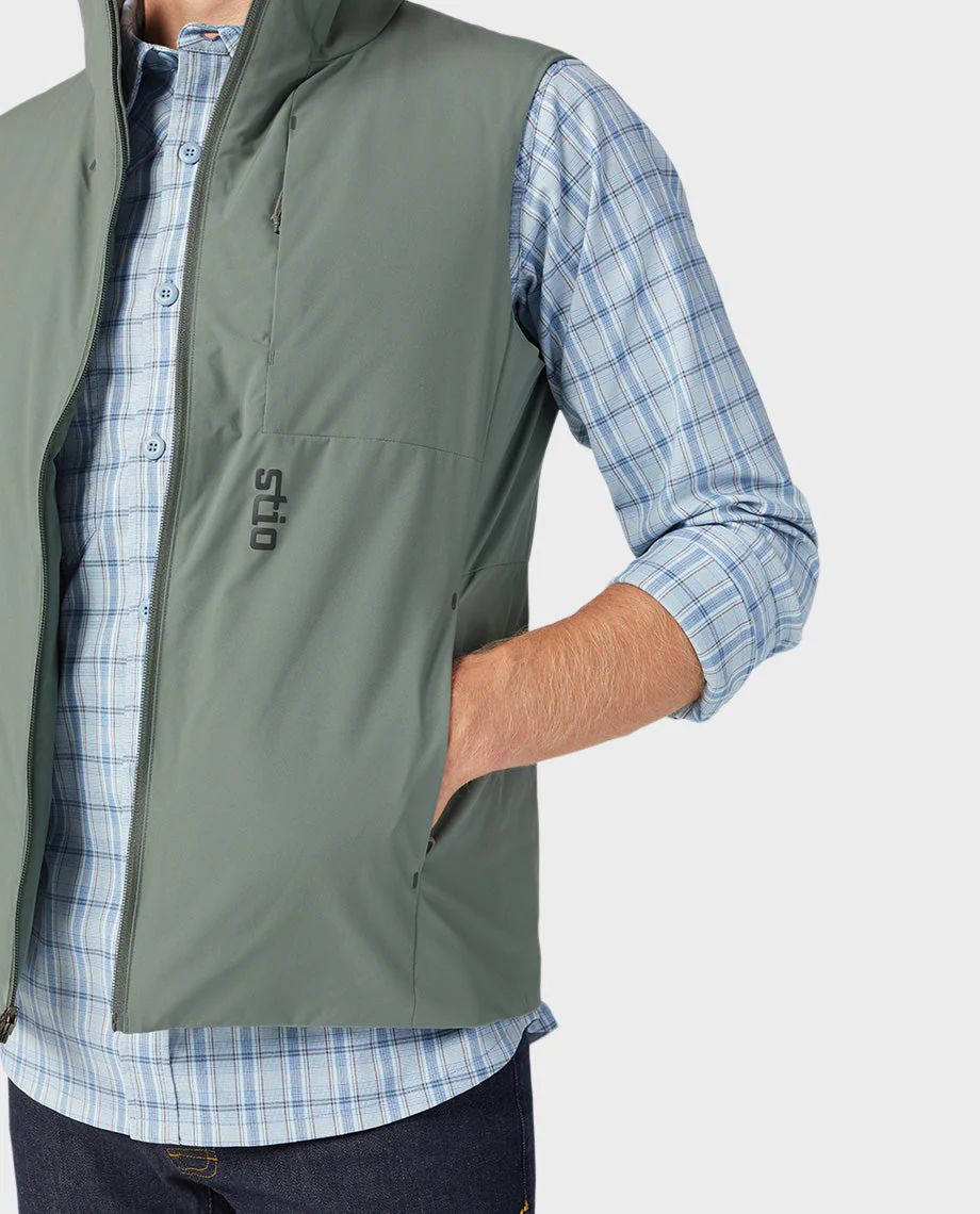 Men's Fernos Insulated Vest - Image 4