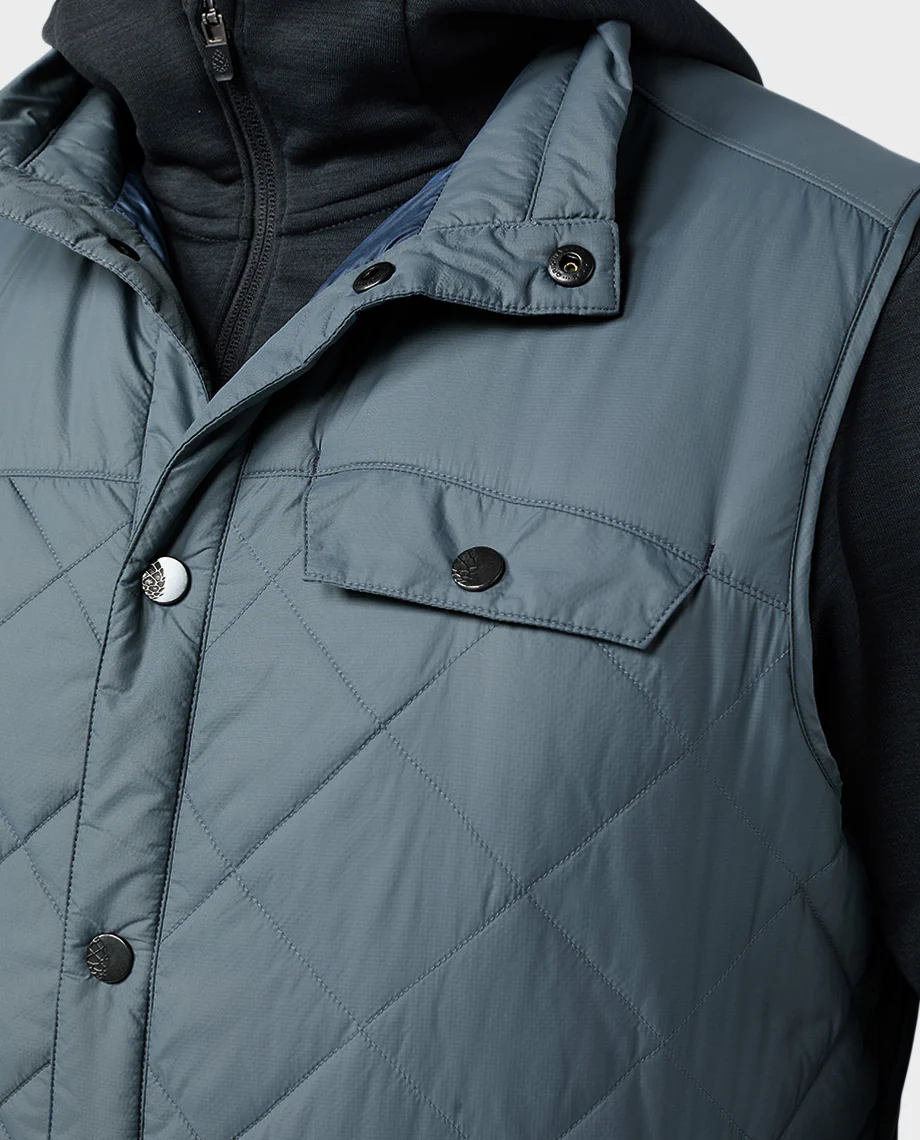 Men's Skycrest Insulated Vest - Image 16