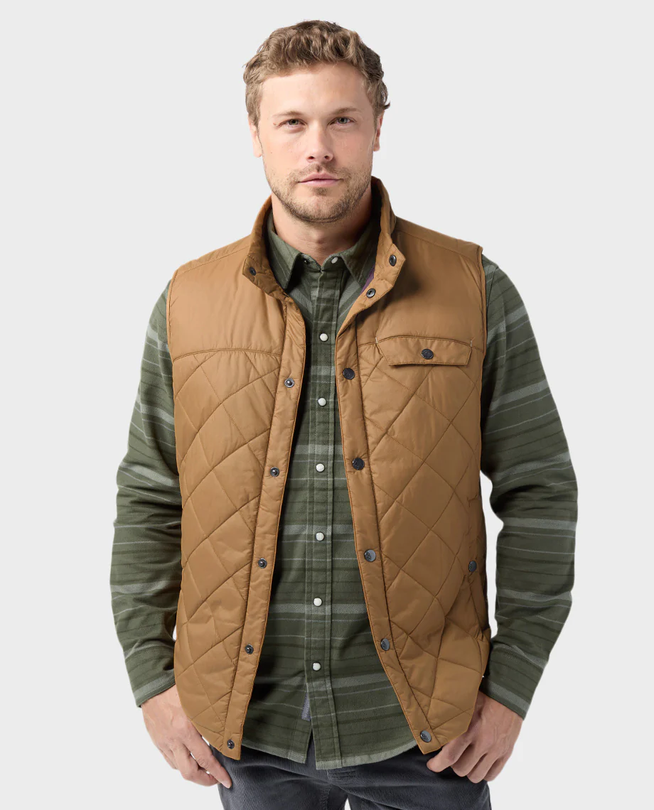 Men's Skycrest Insulated Vest - Image 21