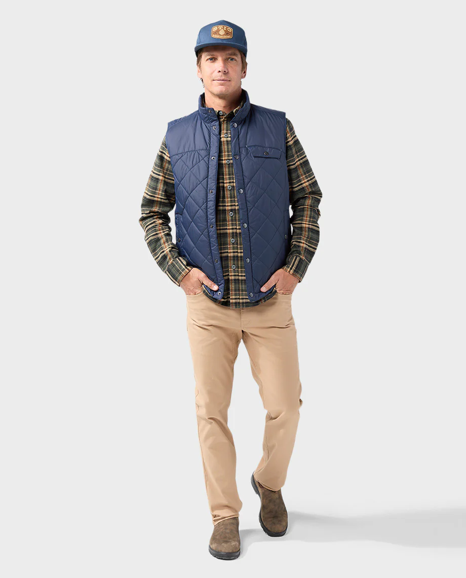 Men's Skycrest Insulated Vest - Image 5