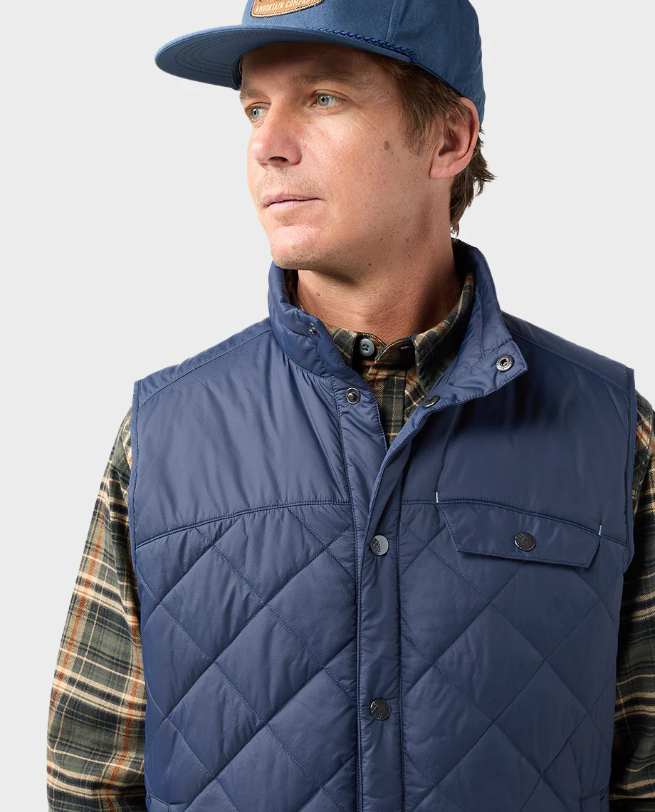 Men's Skycrest Insulated Vest - Image 8