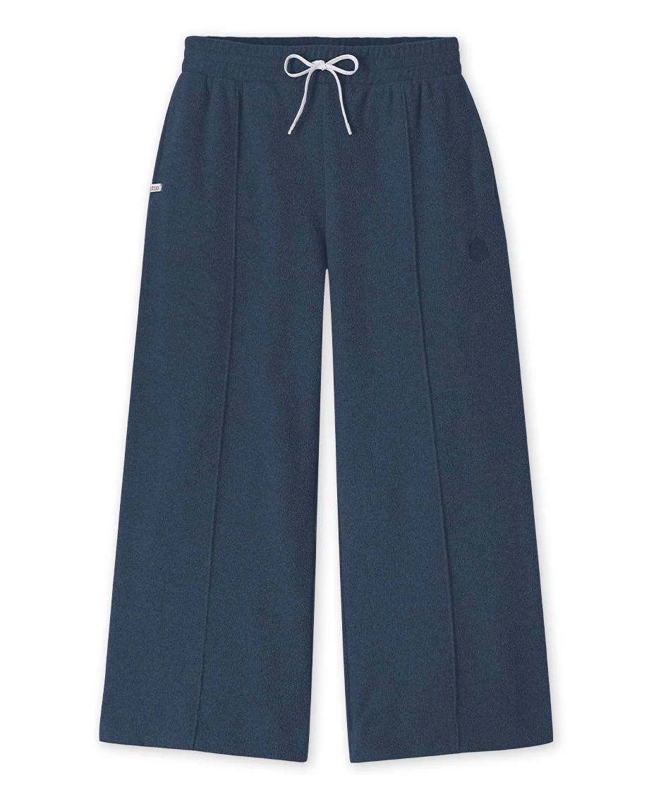 Women's Turpin Fleece Wide Crop Pant - Image 30